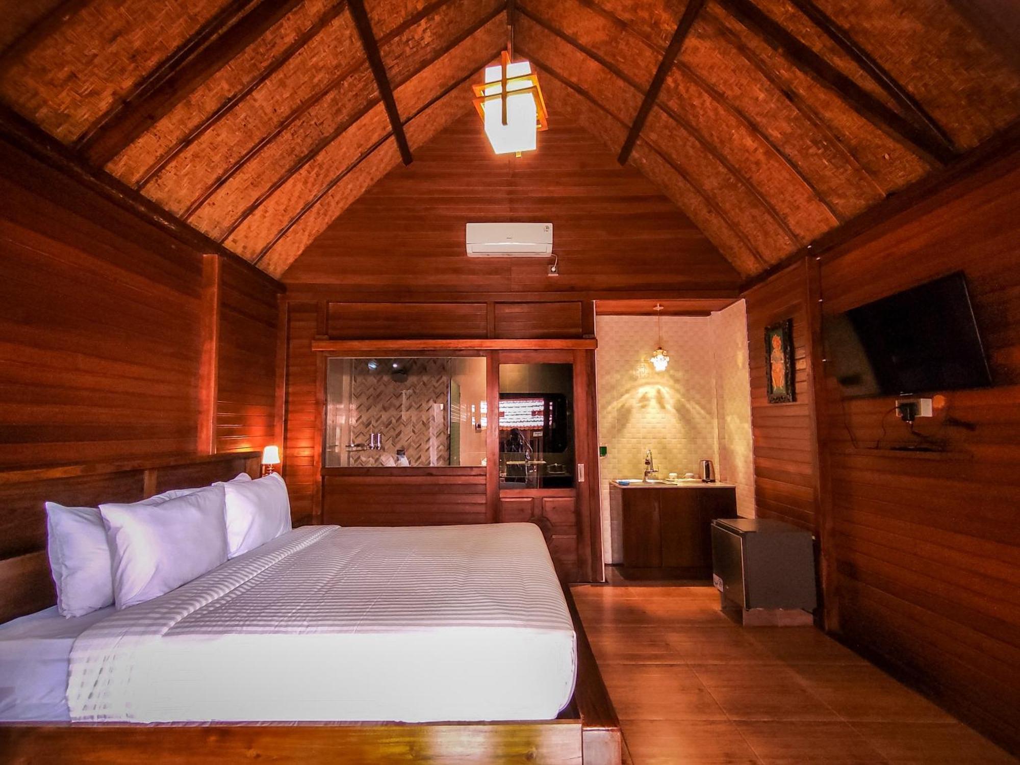 Uli Wood Villa, Jimbaran Bali - Near Gwk Exteriör bild